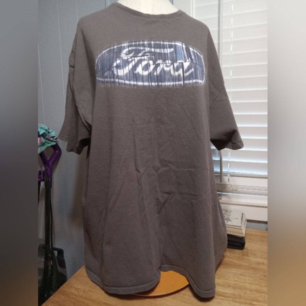 Ford Blue Logo Gray T-shirt 2XL Mens Truck. T1